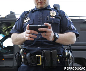 Polícia pode acessar dados de celular apreendido no local do crime, defende Aras